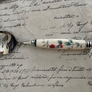 Pfaltzgraff Winterberry stainless steel pierced serving spoon